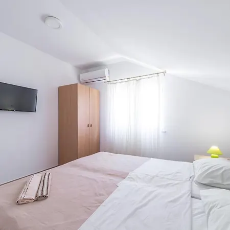 Apartman Vukelic Mlini