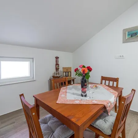 Apartman Vukelic Mlini