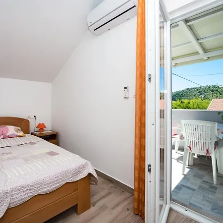 Vukelic Apartman Mlini