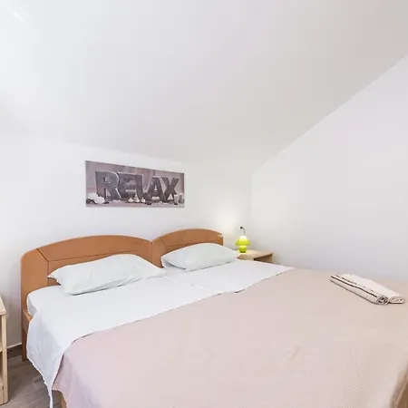 Vukelic Apartment